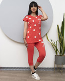 حراج تیشرت و شلوار زنانه و دخترانه راحتی توخونگی