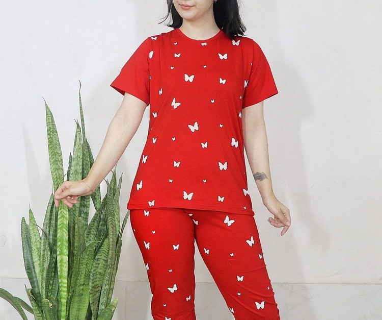 تیشرت و شلوار زنانه