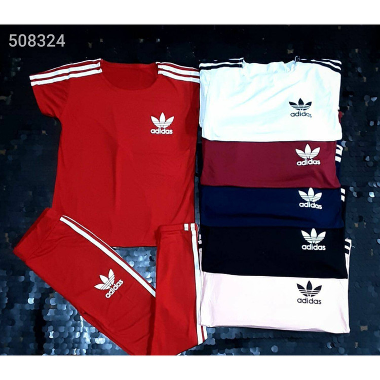 تیشرت و شلوار باشگاهی