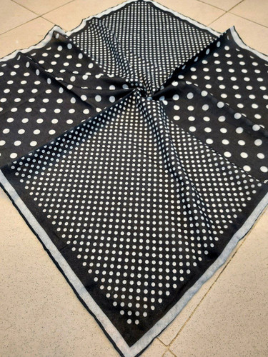 مینی اسکارف دست دوز نخی