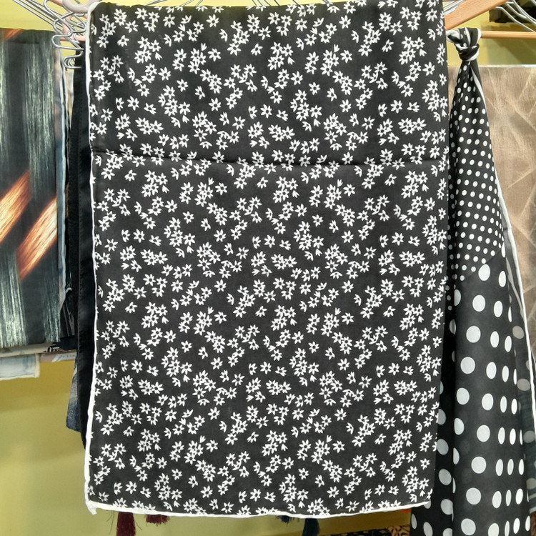 مینی اسکارف نخی