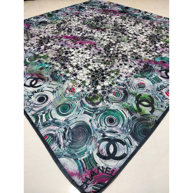 روسری از تولیدی