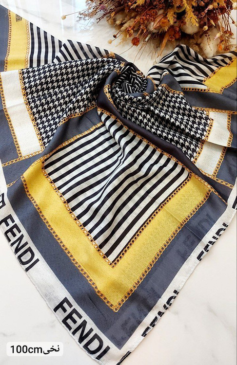 روسری طرح Fendi
