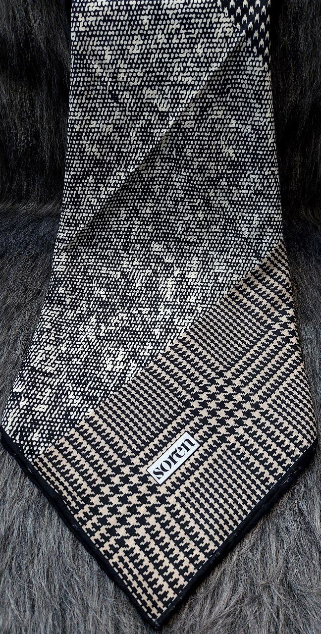 روسری دست دوز