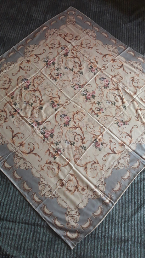 روسری نخی قواره بزرگ دست دوز