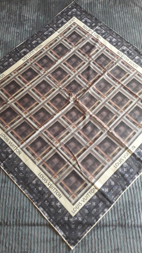 روسری نخی قواره بزرگ دست دوز